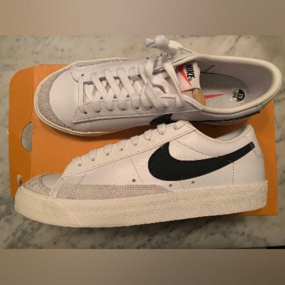 New Nike Blazer Low (Men's 8.5)